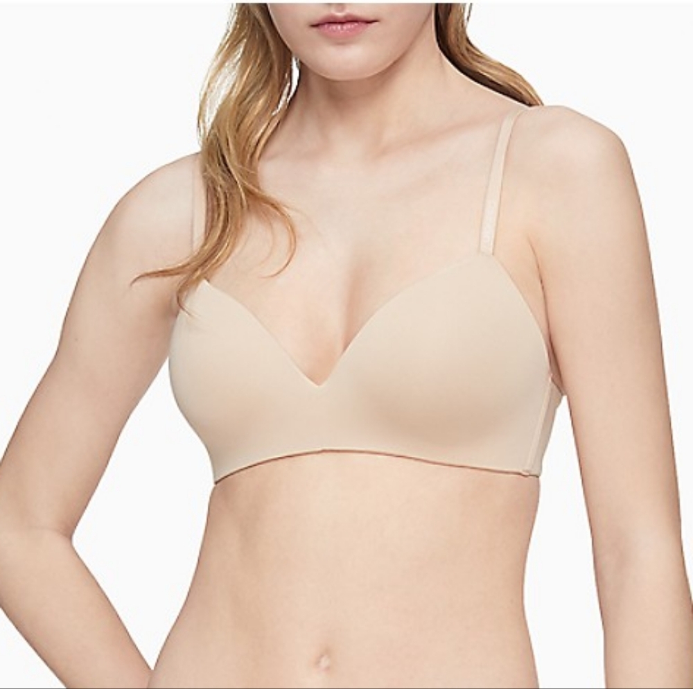 Calvin Klein Women Form Lightly Lined Demi Bra